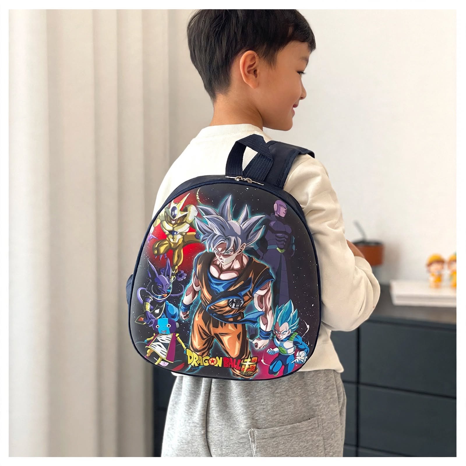 boy_backpack_photo